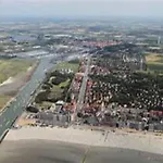 In Nieuwpoort-bad By The Apartment *